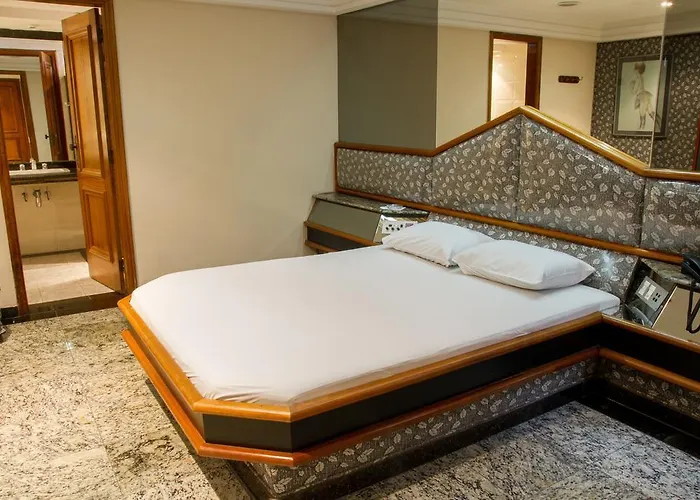 Luxury Suite